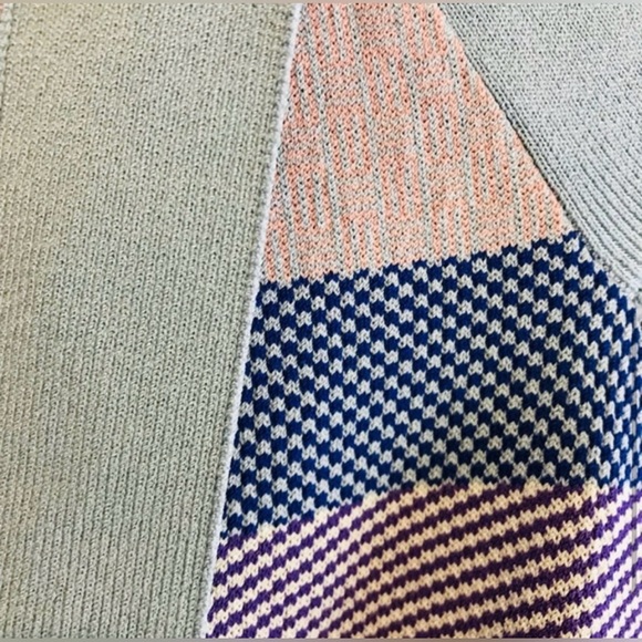 Esque Stretch Knit Sweater - Picture 6 of 8